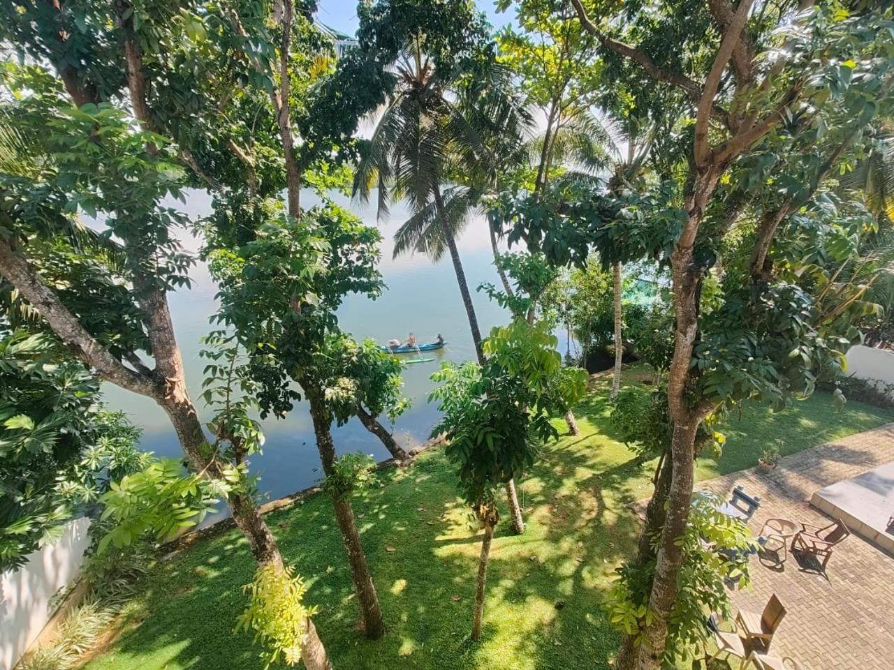 The Green Lagoon Villa Hikkaduwa Esterno foto
