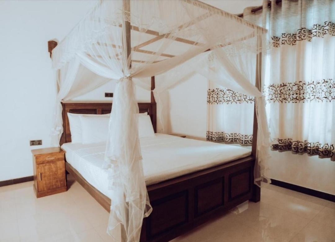 The Green Lagoon Villa Hikkaduwa Esterno foto